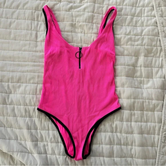Women’s One-Piece Swimsuit Collection - Size Medium - Picture 2 of 13